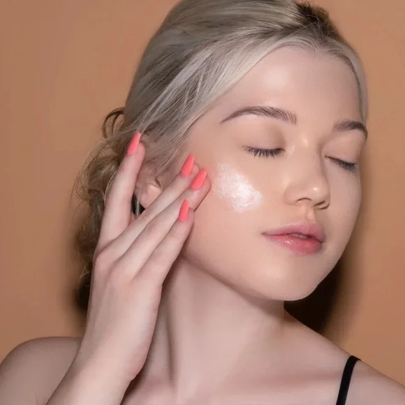 Beauty bakerie The Butter HydraSilk Primer + Antioxidants Face Primer - Picture 2 of 3